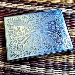 ☘️HOLD for Traci☘️RARE Estate Chrome Butterfly Cigarette Case/Credit Card Wallet